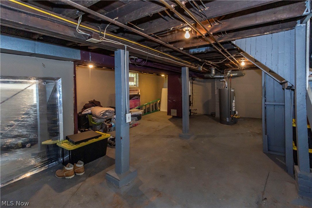 273 S Portage Path Akron OH 44302
