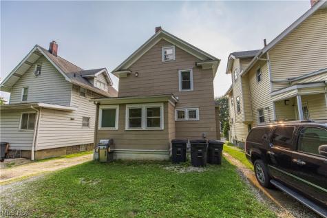 273 S Portage Path Akron OH 44302