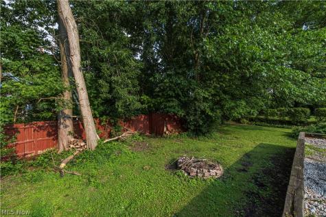 273 S Portage Path Akron OH 44302