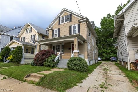 273 S Portage Path Akron OH 44302