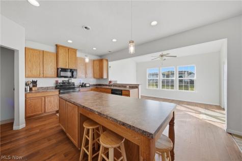 4418 Chevron Circle SW Massillon OH 44646