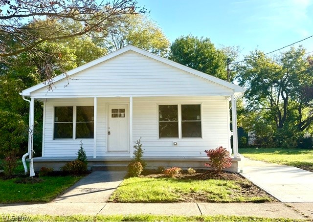 2193 33rd Street E Cleveland OH 44115
