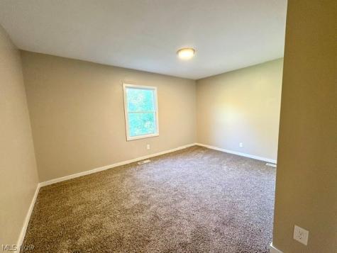 2193 33rd Street E Cleveland OH 44115