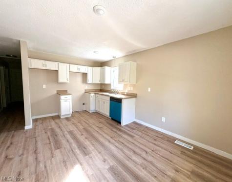 2193 33rd Street E Cleveland OH 44115