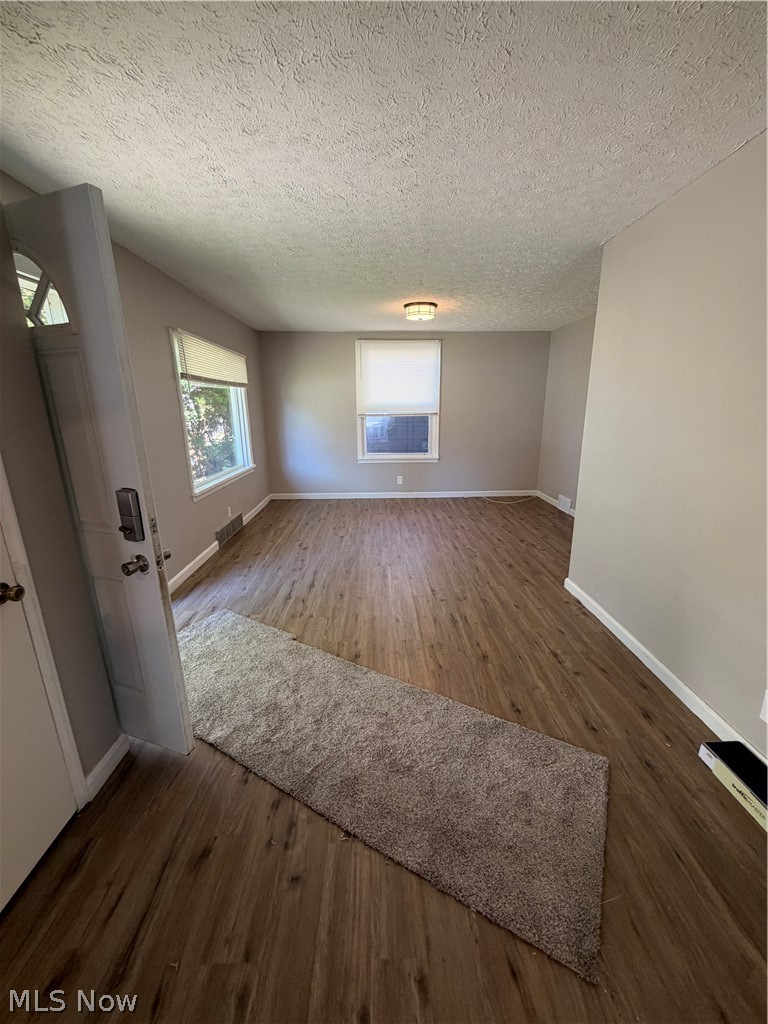 1722 Saint Elmo Avenue NE Canton OH 44705