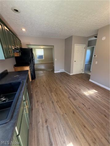 1722 Saint Elmo Avenue NE Canton OH 44705