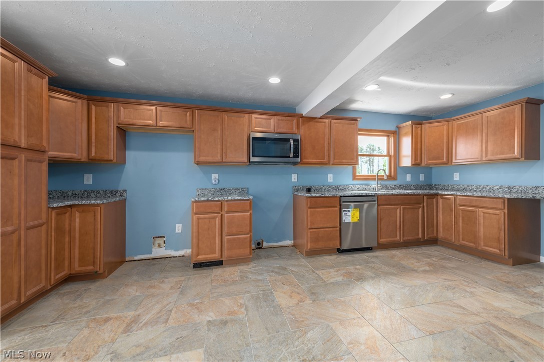 145 State Road Hinckley OH 44233
