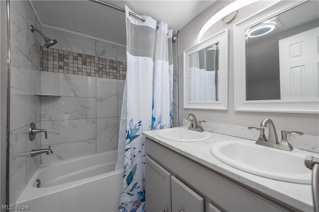 145 State Road Hinckley OH 44233