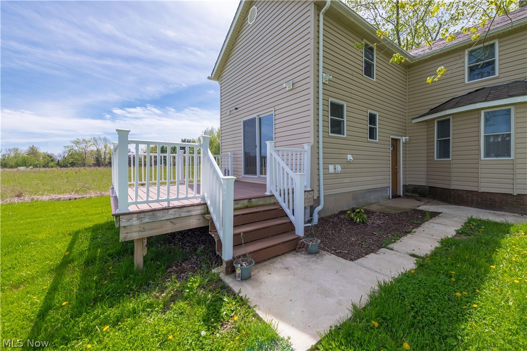 145 State Road Hinckley OH 44233