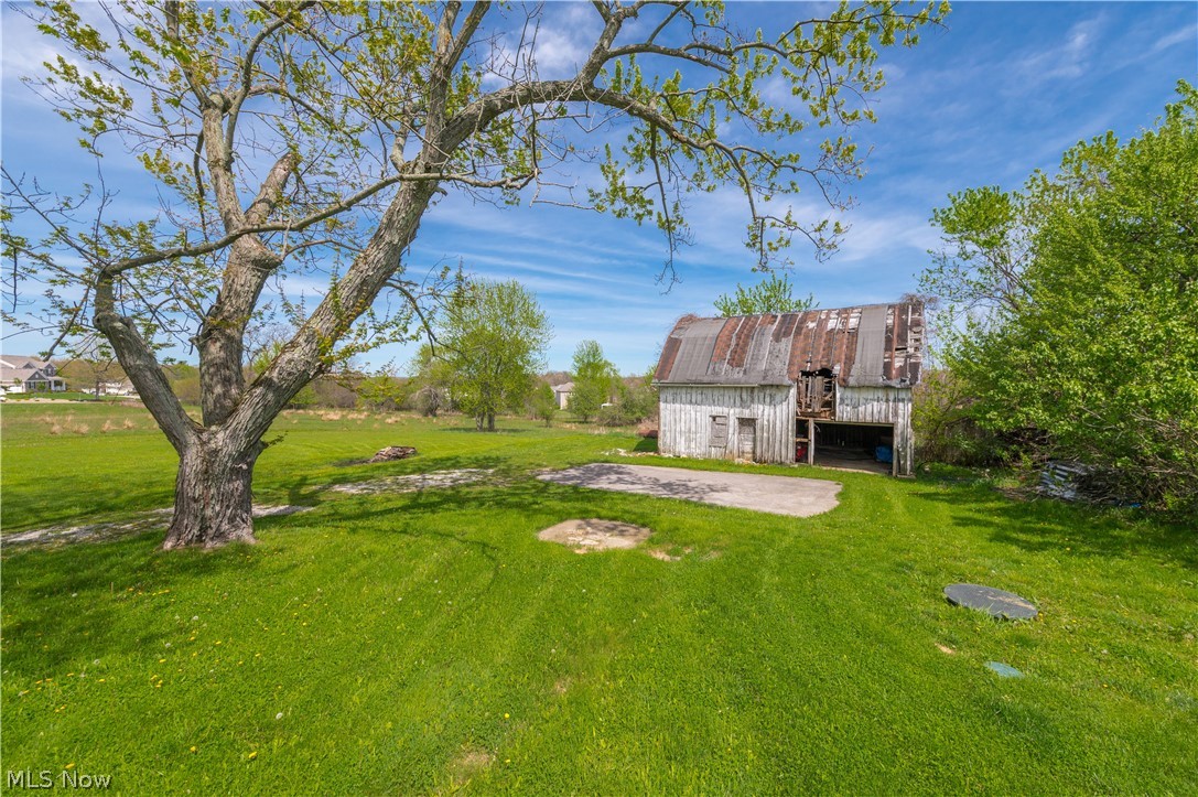 145 State Road Hinckley OH 44233