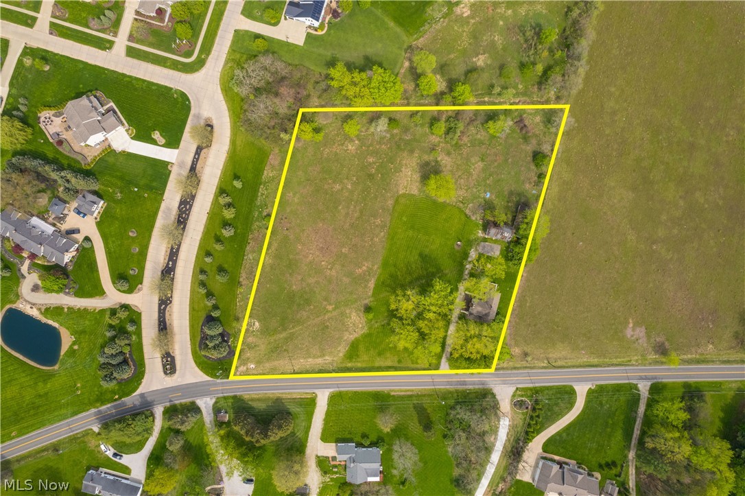 145 State Road Hinckley OH 44233
