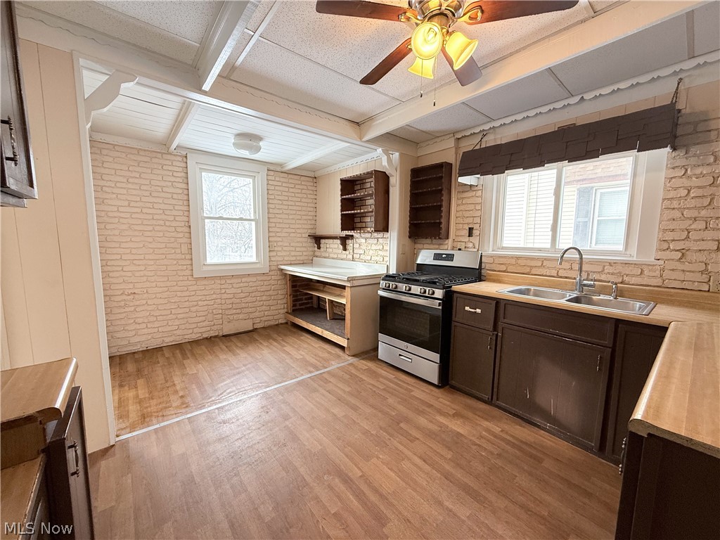 2140 12th Street Akron OH 44314