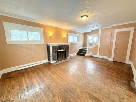 2140 12th Street Akron OH 44314