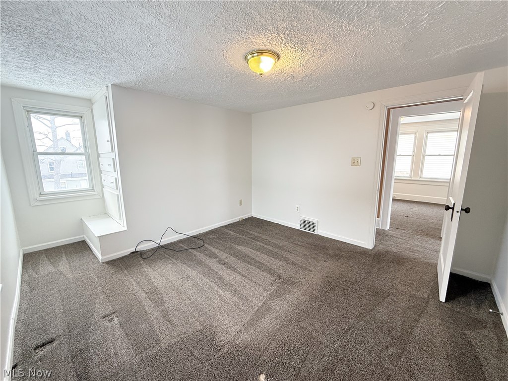 2140 12th Street Akron OH 44314