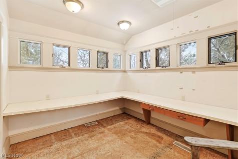 1798 Middlehurst Road Cleveland Heights OH 44118