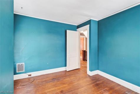 1798 Middlehurst Road Cleveland Heights OH 44118