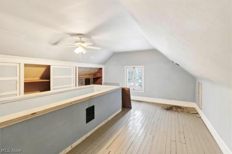 1798 Middlehurst Road Cleveland Heights OH 44118