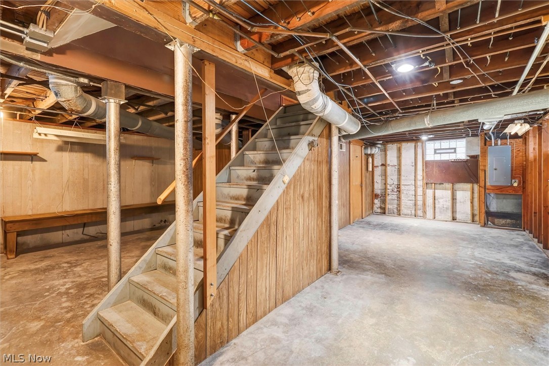 1798 Middlehurst Road Cleveland Heights OH 44118