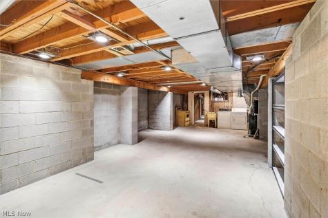 1798 Middlehurst Road Cleveland Heights OH 44118