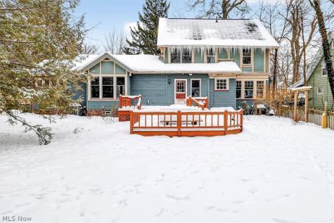 1798 Middlehurst Road Cleveland Heights OH 44118