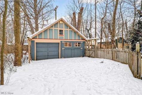 1798 Middlehurst Road Cleveland Heights OH 44118