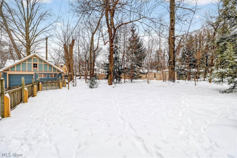 1798 Middlehurst Road Cleveland Heights OH 44118