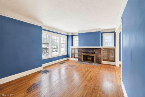 1798 Middlehurst Road Cleveland Heights OH 44118