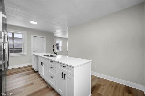 1939 W 54th Street Cleveland OH 44102