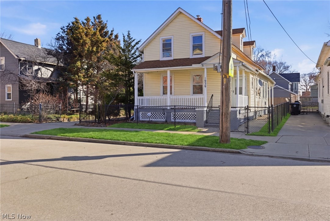 1939 W 54th Street Cleveland OH 44102