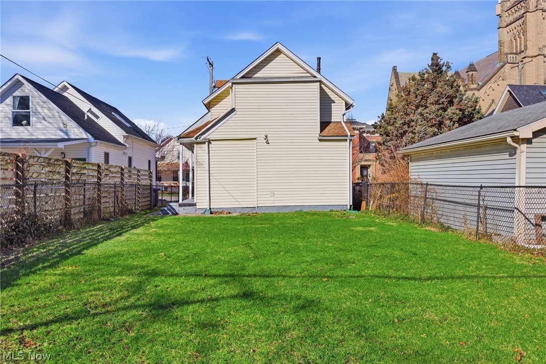 1939 W 54th Street Cleveland OH 44102