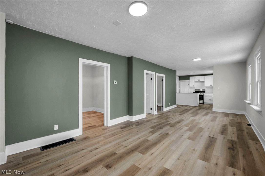 1939 W 54th Street Cleveland OH 44102