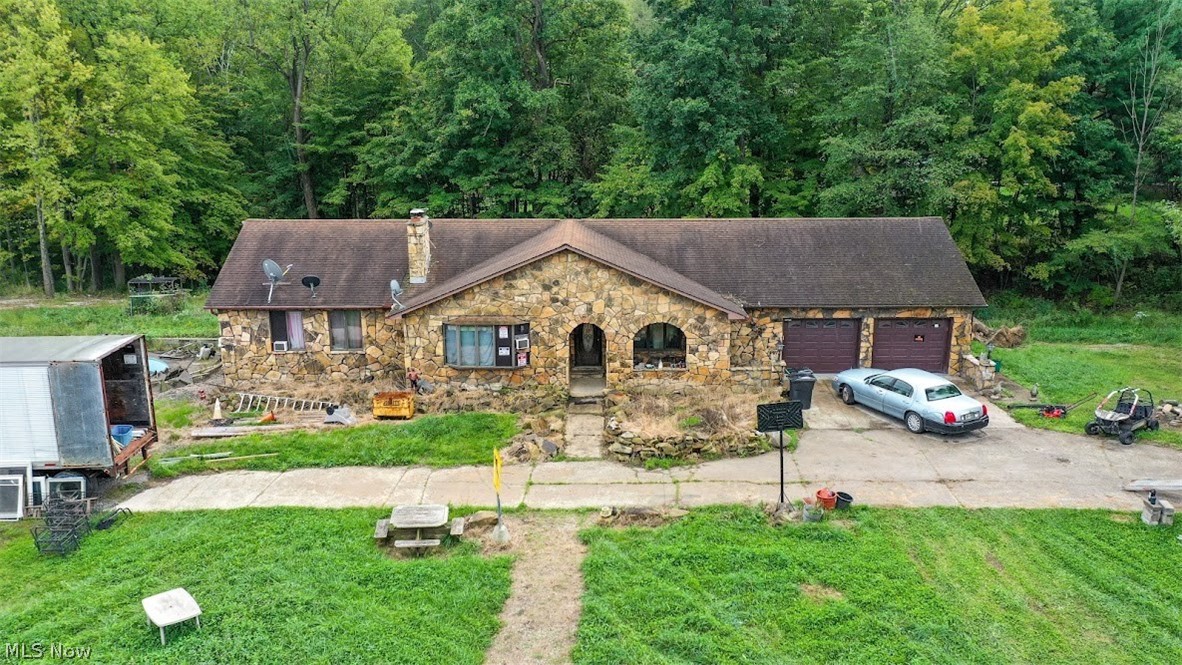7672 Lanese Drive Windsor OH 44099