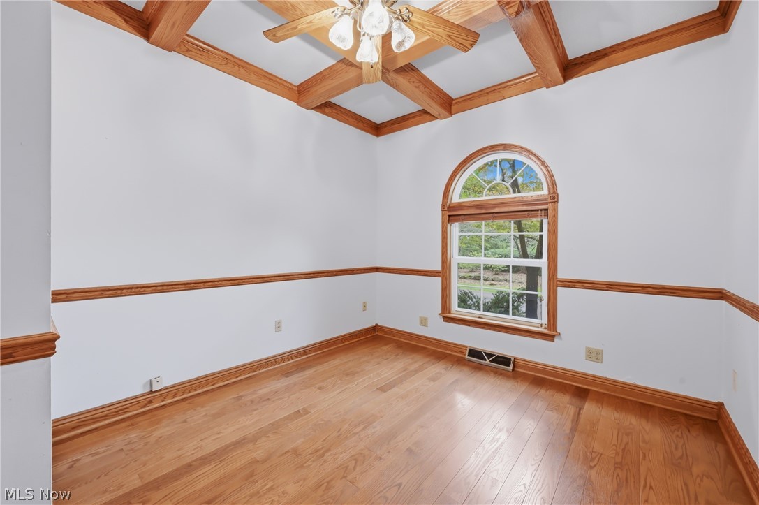 2412 East Pointe Drive SE Warren OH 44484