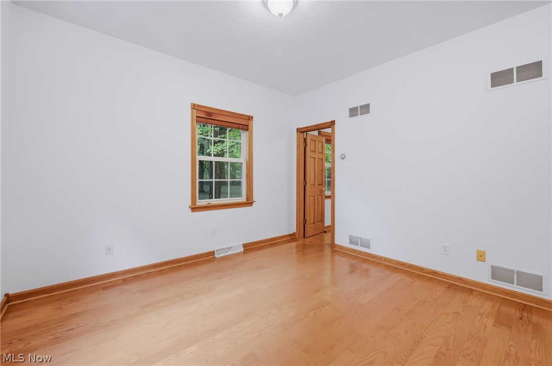 2412 East Pointe Drive SE Warren OH 44484