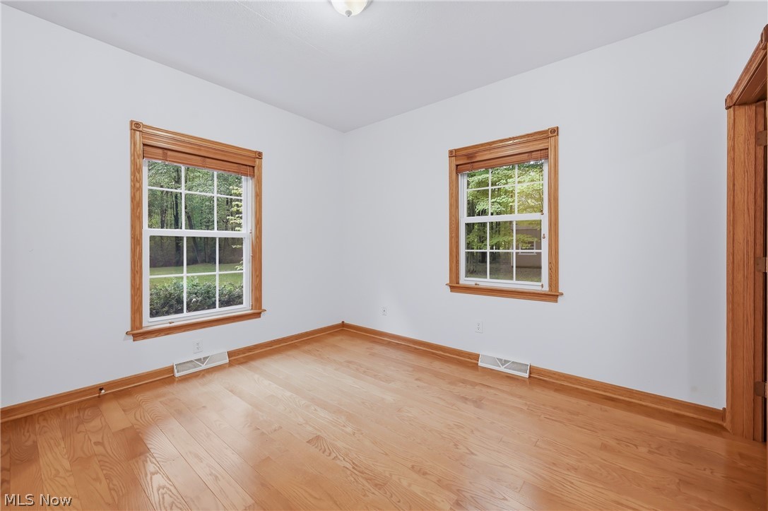 2412 East Pointe Drive SE Warren OH 44484