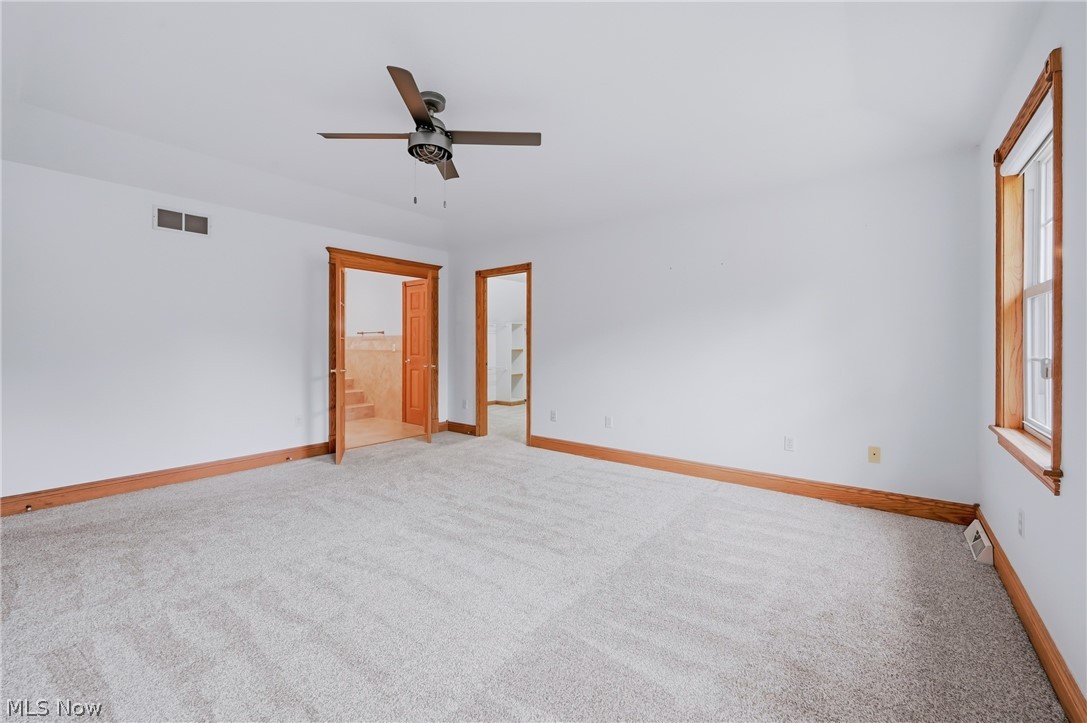 2412 East Pointe Drive SE Warren OH 44484