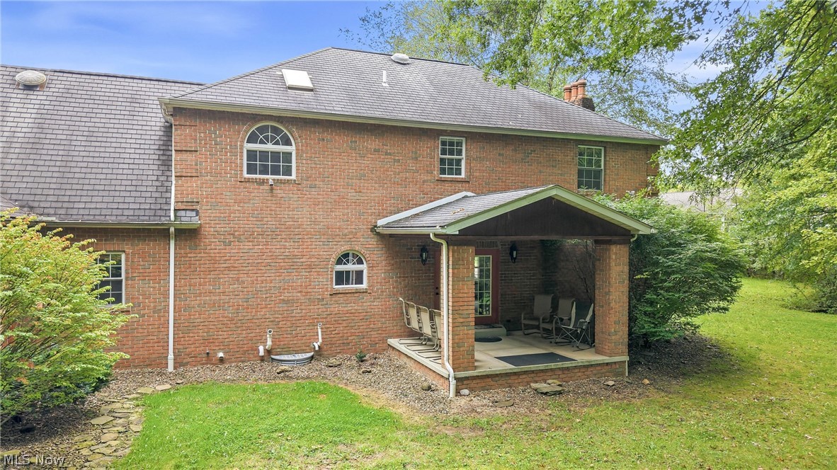 2412 East Pointe Drive SE Warren OH 44484