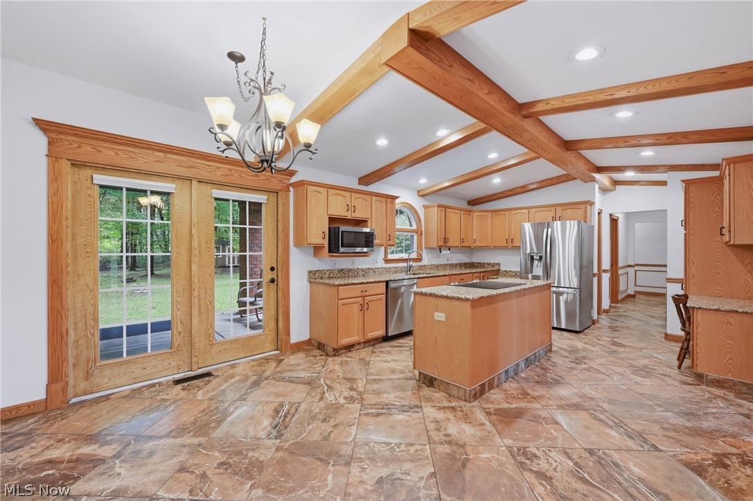 2412 East Pointe Drive SE Warren OH 44484