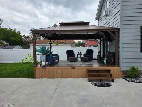 1701 Maple Street Wickliffe OH 44092