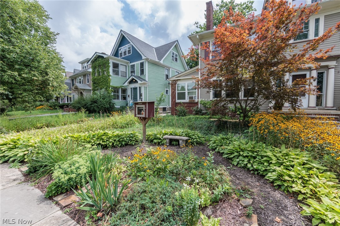 2608 Hampshire Road Cleveland Heights OH 44106
