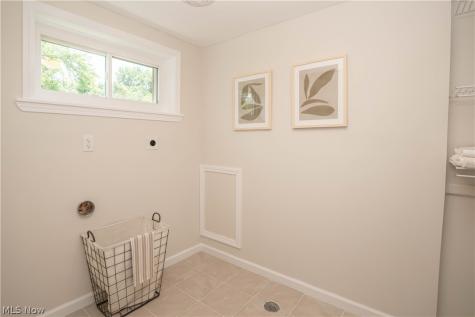 592 Frost Road Streetsboro OH 44241