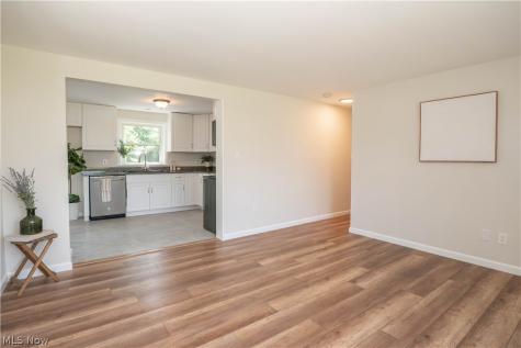 592 Frost Road Streetsboro OH 44241