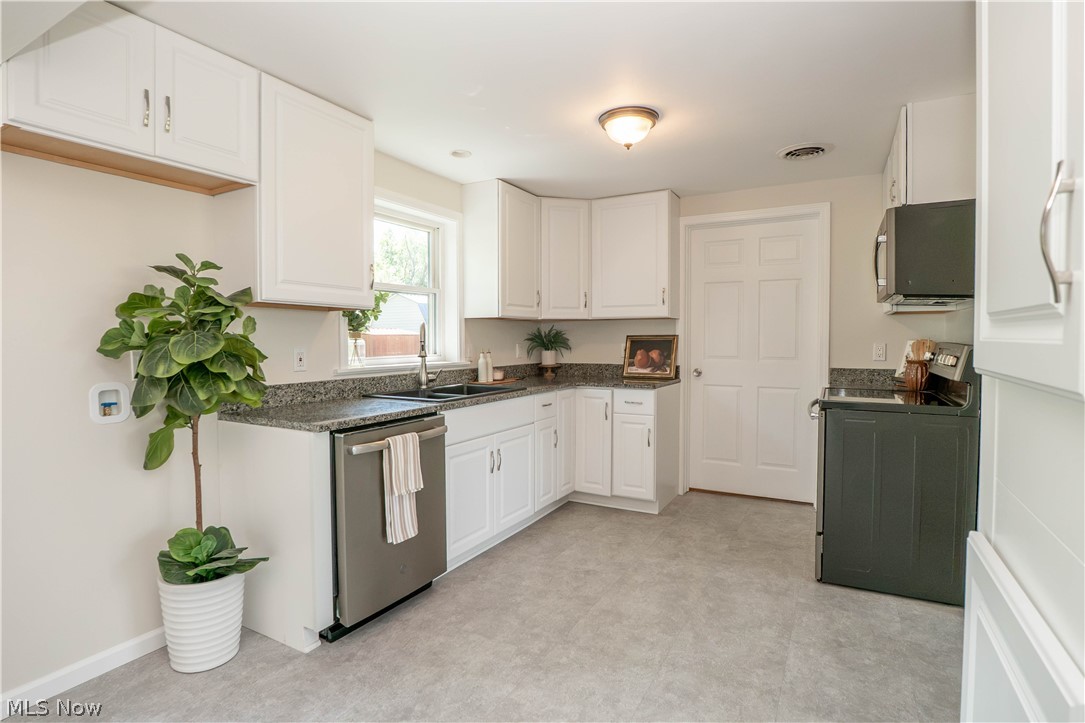 592 Frost Road Streetsboro OH 44241