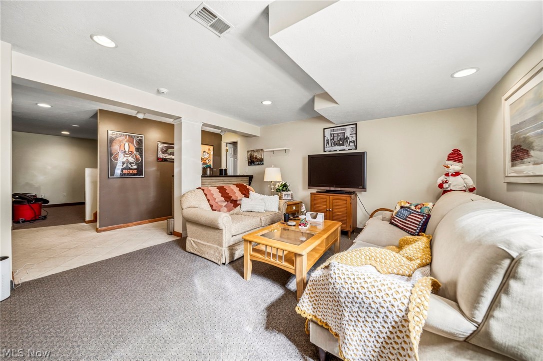 30190 Bonnie View Drive Wickliffe OH 44092