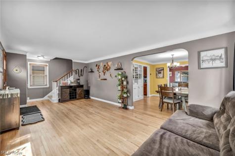 16810 Seneca Avenue Lakewood OH 44107