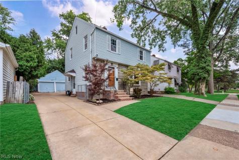 16810 Seneca Avenue Lakewood OH 44107