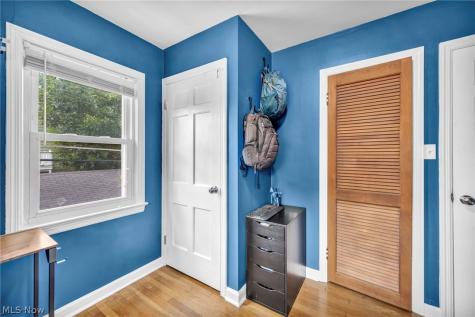 16810 Seneca Avenue Lakewood OH 44107