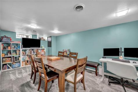 16810 Seneca Avenue Lakewood OH 44107