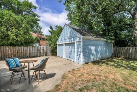 16810 Seneca Avenue Lakewood OH 44107