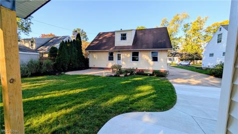 3041 9th Street Cuyahoga Falls OH 44221